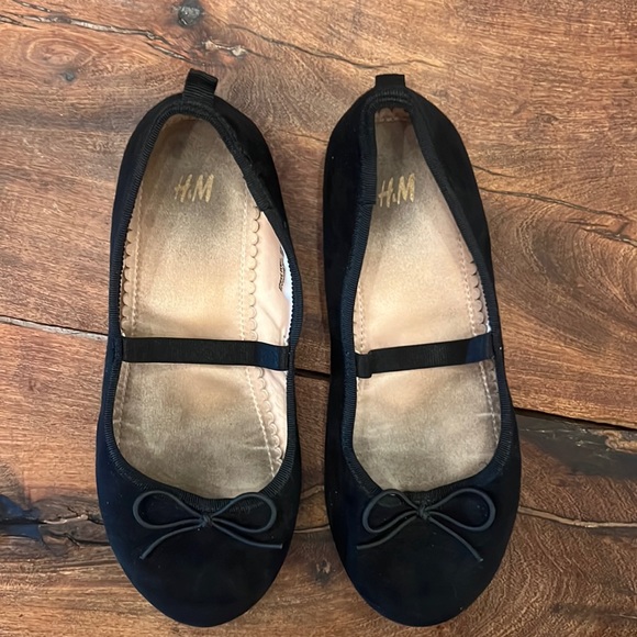 H&M Shoes Hm Girls Size Us 3 Black Ballet Shoe Poshmark